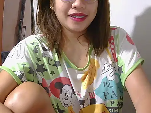 Snapshot of stellar0111 chatting on 07/13/26, 12:32 stellar0111 online show from 07/13/26, 12:32