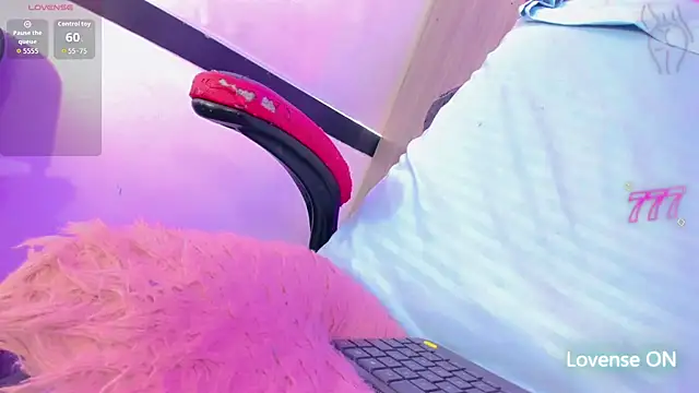 Samanthaa Hot   online show from 07/07/26, 07:17