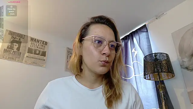 amanda ferrer online show from 07/02/26, 01:50