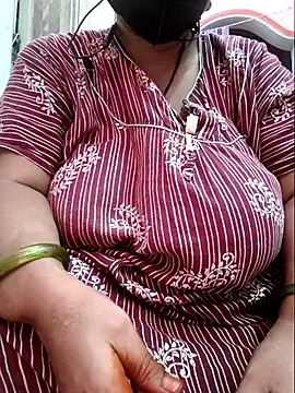 Snapshot of Rose-telugu chatting on 07/29/26, 02:38 Rose-telugu online show from 07/29/26, 02:38