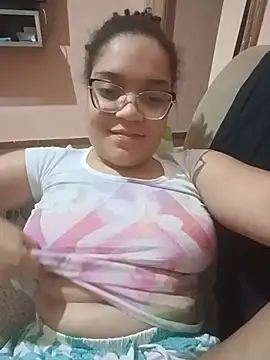 Esquetadinhas online show from 08/06/26, 01:44