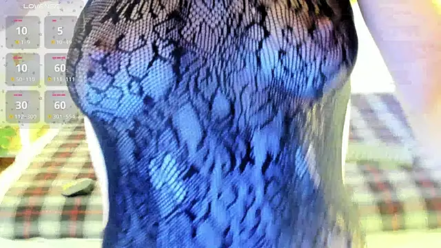 Snapshot of Lyana_xz chatting on 06/15/26, 12:05 Lyana xz online show from 06/15/26, 12:05