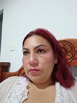 Snapshot of Agata_Traviesa chatting on 07/14/26, 11:16 Agata Traviesa online show from 07/14/26, 11:16