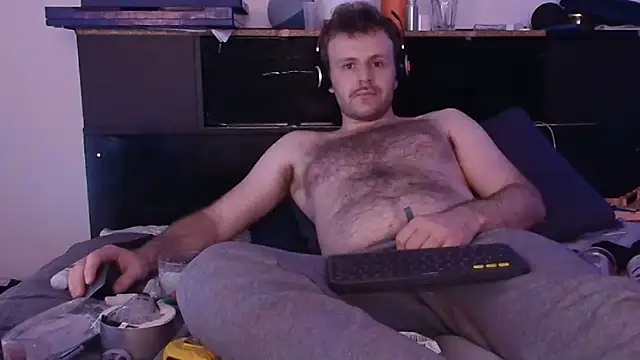 Snapshot of kinkyboipig chatting on 06/11/26, 06:16 kinkyboipig online show from 06/11/26, 06:16