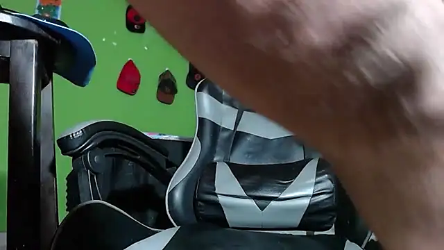 Arian Pervert online show from 09/19/25, 11:58