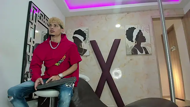 Hot skinny guys online show from 07/08/26, 07:14