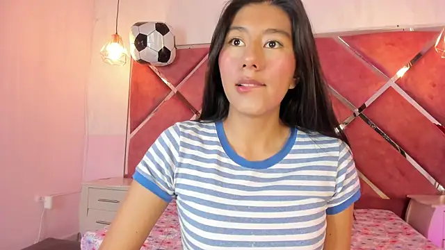 Snapshot of Carla_Alvez chatting on 06/25/26, 02:22 Carla Alvez online show from 06/25/26, 02:22