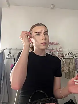 AlisaRussel online show from 07/07/26, 04:43