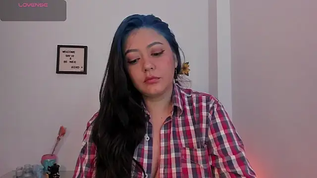 LauraToro  online show from 03/07/26, 03:46