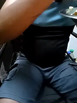 Lawrencedlkk007 online show from 02/10/26, 11:09