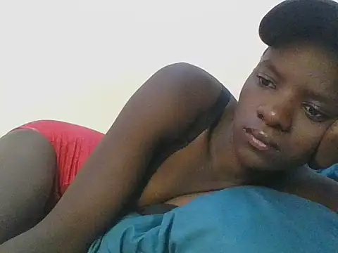 Snapshot of ebonypetite2 chatting on 07/08/26, 04:13 ebonypetite2 online show from 07/08/26, 04:13