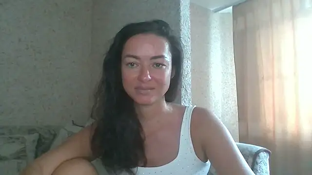Snapshot of Mia_Salamanka chatting on 07/06/26, 03:13 Mia Salamanka online show from 07/06/26, 03:13