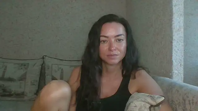 Snapshot of Mia_Salamanka chatting on 06/29/26, 11:48 Mia Salamanka online show from 06/29/26, 11:48
