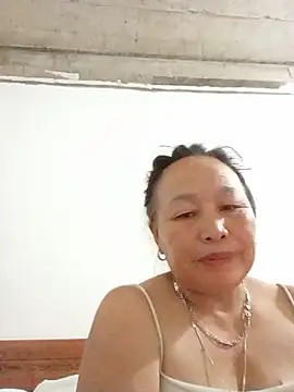 Snapshot of lylylai chatting on 07/04/26, 01:15 lylylai online show from 07/04/26, 01:15