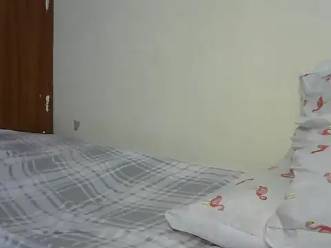 prettygurl- online show from 06/19/26, 10:25