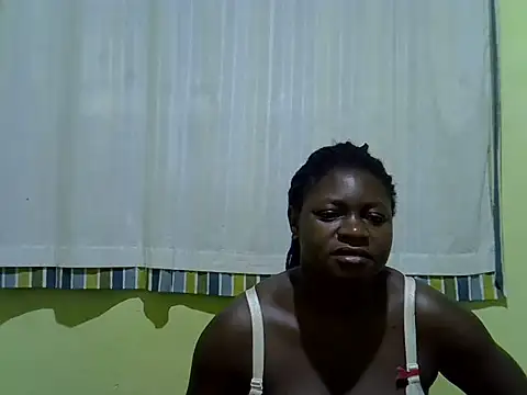 Snapshot of CURVY-CORAZZON chatting on 07/16/26, 04:42 CURVY-CORAZZON online show from 07/16/26, 04:42