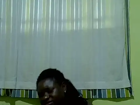 Snapshot of CURVY-CORAZZON chatting on 07/14/26, 10:21 CURVY-CORAZZON online show from 07/14/26, 10:21