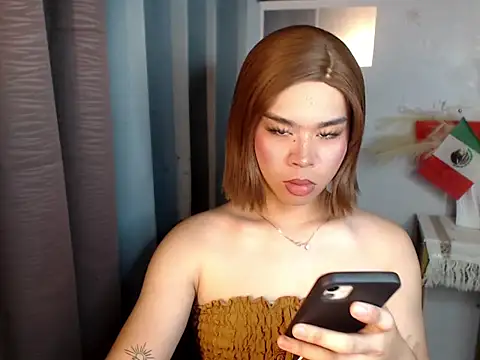 Horny HoneyX online show from 07/08/26, 07:42