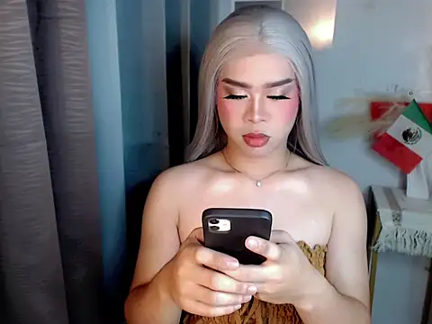 Horny HoneyX online show from 07/07/26, 11:47