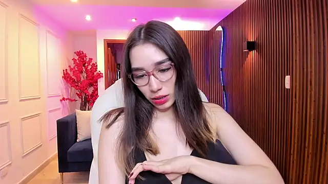 Snapshot of Emma_caarter_ chatting on 07/30/26, 03:27 Emma caarter online show from 07/30/26, 03:27