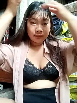 Emelyzz online show from 07/19/26, 02:09
