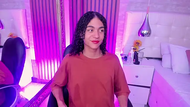 KyleeSmiith online show from 07/03/26, 04:08