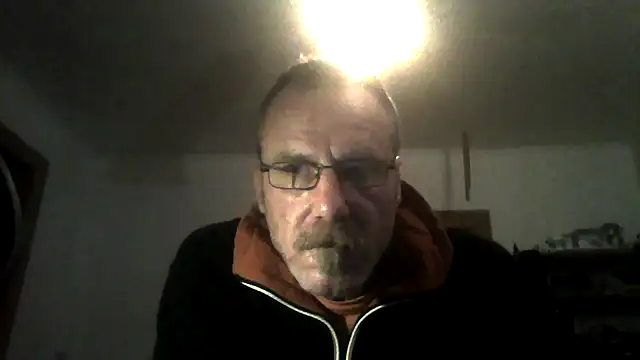 Snapshot of Greg0ri73 chatting on 06/10/26, 11:17 Greg0ri73 online show from 06/10/26, 11:17
