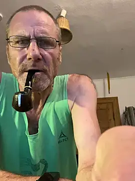 Snapshot of Greg0ri73 chatting on 06/25/26, 10:37 Greg0ri73 online show from 06/25/26, 10:37