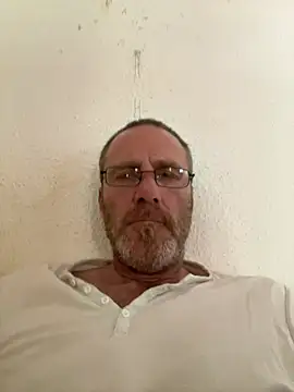 Snapshot of Greg0ri73 chatting on 07/05/26, 02:46 Greg0ri73 online show from 07/05/26, 02:46