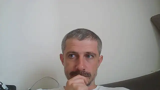 Snapshot of SerhioMarco chatting on 06/16/26, 03:34 SerhioMarco online show from 06/16/26, 03:34