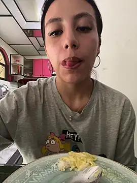 IvyDove online show from 06/28/26, 10:16