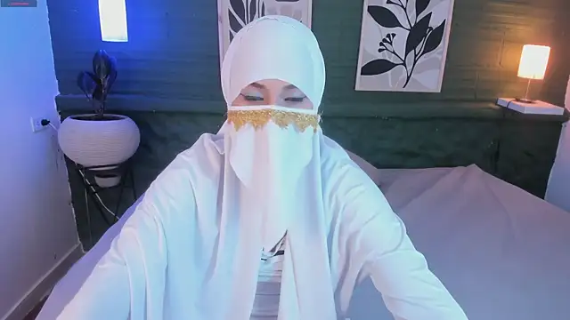 aisha k online show from 07/17/26, 11:35