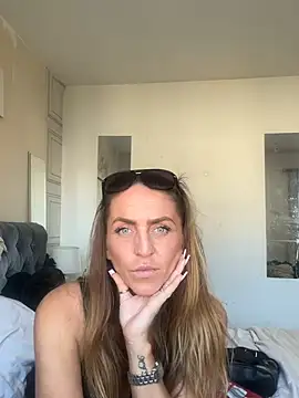 GIJANE88 online show from 06/18/26, 06:13