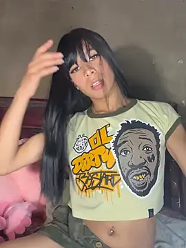 lady Tayron online show from 06/27/26, 05:13