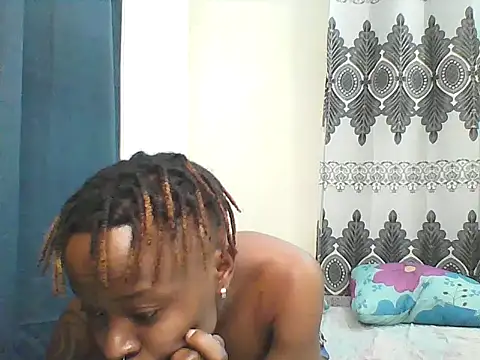 African boobies online show from 07/08/26, 07:47