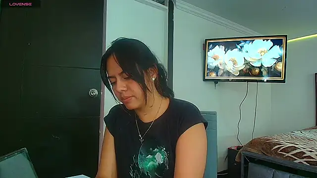 TaniaMendoza online show from 06/10/26, 11:33