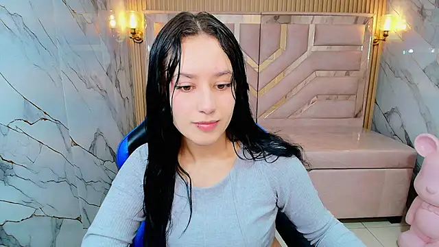 Aleja r  online show from 06/20/26, 07:30