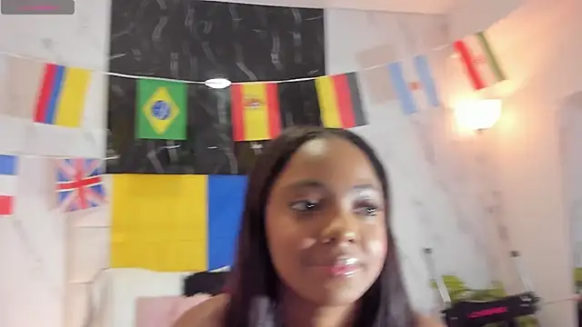 TiiffanyJackson1 online show from 06/15/26, 07:46
