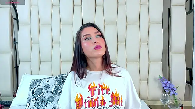 Chloemendoza online show from 07/25/26, 05:30