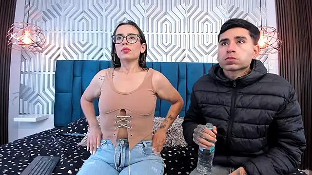 MiaAndAaron- online show from 08/08/26, 02:46