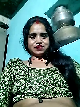 Snapshot of Cut_simran56 chatting on 07/08/26, 04:40 Cut simran56 online show from 07/08/26, 04:40