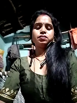 Snapshot of Cut_simran56 chatting on 06/18/26, 05:07 Cut simran56 online show from 06/18/26, 05:07