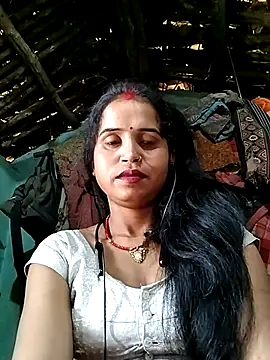 Snapshot of Cut_simran56 chatting on 06/23/26, 06:00 Cut simran56 online show from 06/23/26, 06:00