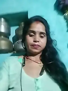 Snapshot of Cut_simran56 chatting on 07/05/26, 07:26 Cut simran56 online show from 07/05/26, 07:26