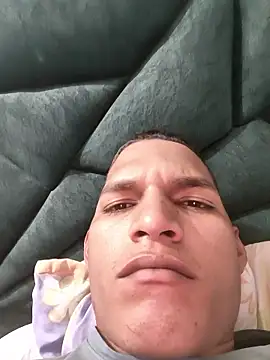 Snapshot of Juniorluzardo chatting on 06/11/26, 05:04 Juniorluzardo online show from 06/11/26, 05:04