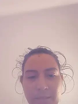 melzinhasafadinha26 online show from 06/11/26, 12:24