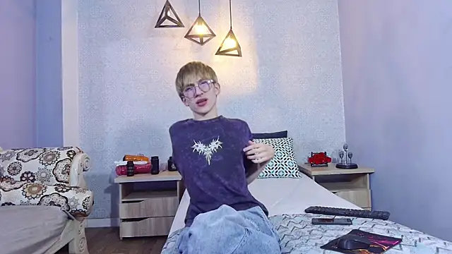 axell stone  online show from 06/21/26, 01:55