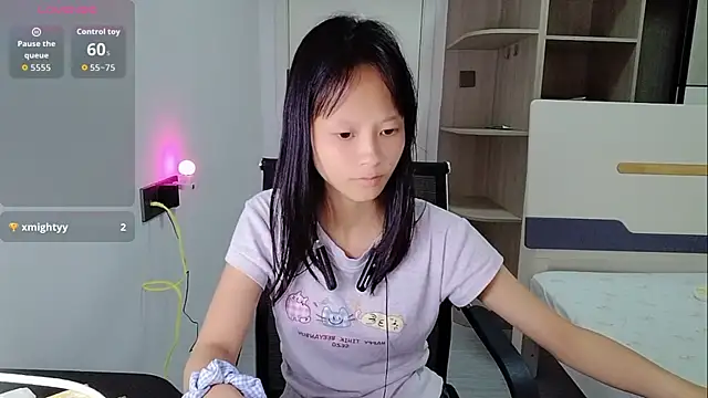 xiaoyu-22 online show from 06/10/26, 08:15