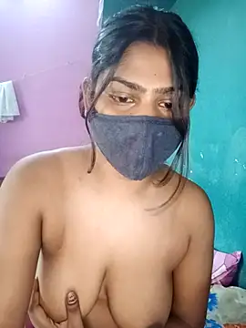 Model-031 online show from 06/12/26, 08:34