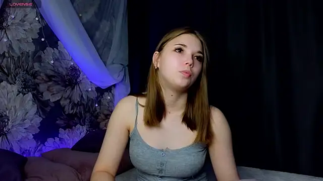 Snapshot of jenny7474 chatting on 07/11/26, 03:51 jenny7474 online show from 07/11/26, 03:51